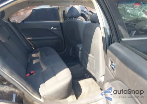 2011 Ford Fusion Se z USA, uszkodzony, nr VIN 3FAHP0HA8BR229076